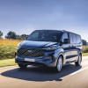 Ford Transit Custom 2023 équipé d'une fenêtre affleurante avant droite en roulage