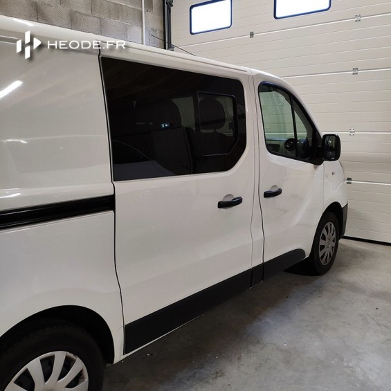 renault trafic 3 fenetre avant gauche renault trafic 3 fenetre avant gauche