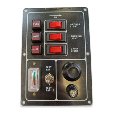 tableau électrique 3 interrupteurs, voltmètre et interrupteur momentané