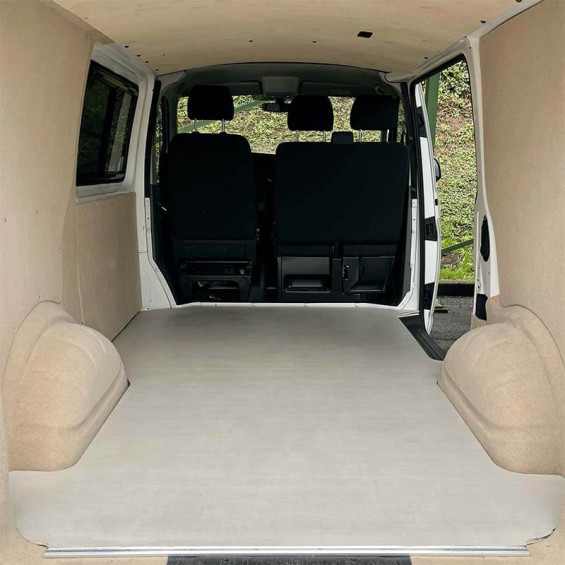 revêtement de sol effet tressé beige pour plancher bois renault trafic 3