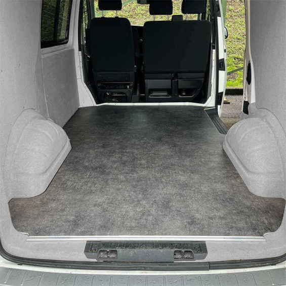 revêtement de sol effet béton ciré pour plancher bois volkswagen T6