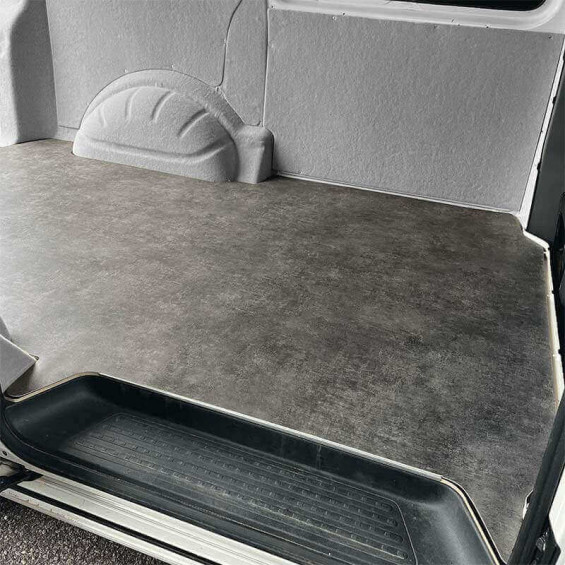 revêtement de plancher effet béton ciré pour utilitaire aménagé